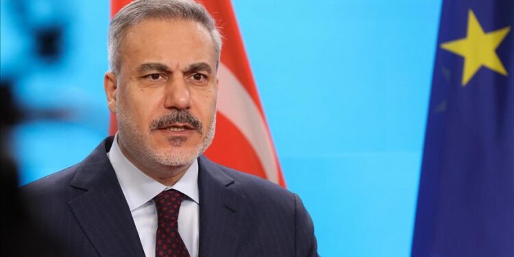 فيدان: بوتين مستعد لقبول وقف إطلاق النار واتفاق سلام شامل بشروط معينة