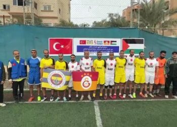 غزة.. مباراة رمزية تجسد ديربي إسطنبول لإحياء الرياضة بعد الإبادة