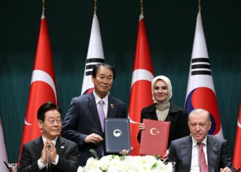 تركيا وكوريا الجنوبية توقعان 3 اتفاقيات للتعاون