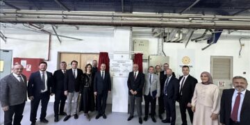 تركيا والأردن تدشنان مسار الأشعة "TXPES" لتعزيز التعاون العلمي