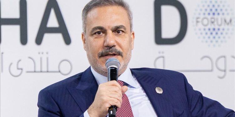 فيدان: نريد إخراج العناصر غير السورية من "قسد"