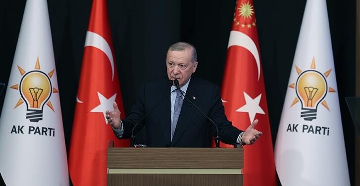 أردوغان يقدم تعازيه لليبيا بمصرع رئيس الأركان ورفاقه