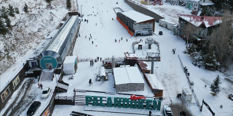 تركيا.. "بالاندوكن" وصاري قاميش يطلقان المتعة الشتوية