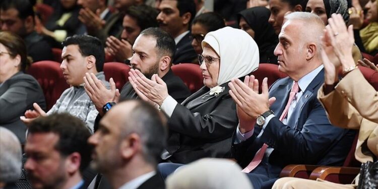 أمينة أردوغان: تابعت فيلم "صوت هند رجب" بغصة تخنق الأنفاس
