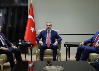 وفد تركي رفيع المستوى يزور دمشق