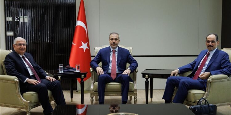 وفد تركي رفيع المستوى يزور دمشق