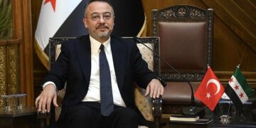 السفير التركي لدى دمشق يزور محافظة حلب السورية