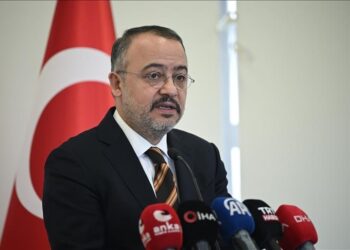 السفير التركي يلتقي وزير إدارة الطوارئ السوري