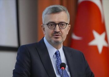 مباحثات بين رئيس دائرة الاتصال التركية ووزير الإعلام السوري