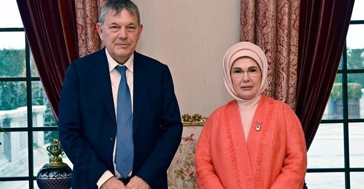 لازاريني يشكر أمينة أردوغان على دورها الريادي بشأن فلسطين