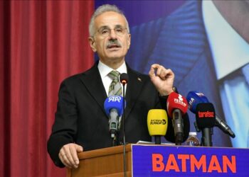 وزير النقل التركي: "طريق التنمية" يقوي التكامل الاقتصادي الإقليمي