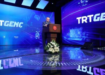 أردوغان: مؤسساتنا الإعلامية مستمرة في إيصال الحقيقة