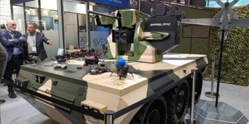 "سارسلماز" التركية تبحث تعزيز قدرات منتجات دفاعية أوروبية