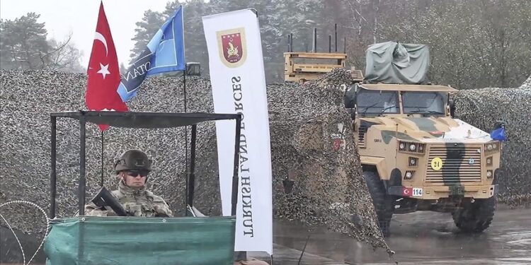 قوة رادعة.. الجيش التركي يبرز قدراته في مناورات الناتو