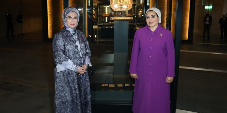 عقيلتا أردوغان والسيسي في جولة سياحية بمعالم القاهرة