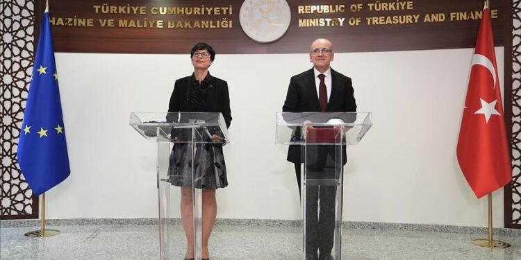 شيمشك: العضوية الكاملة بالاتحاد الأوروبي تظل هدف تركيا الاستراتيجي