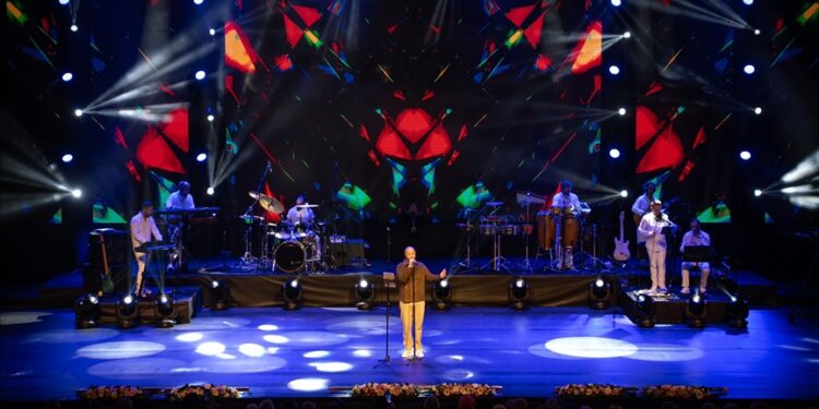 ماهر زين يحيي حفلا رمضانيا في المجمع الرئاسي التركي