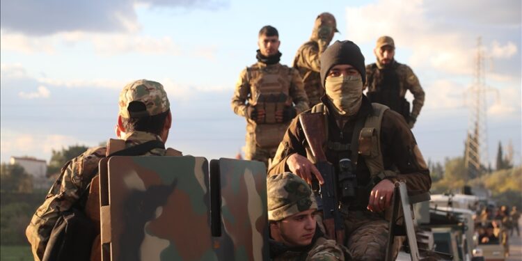 الحكومة السورية تتسلم قاعدة التنف بعد انسحاب القوات الأمريكية