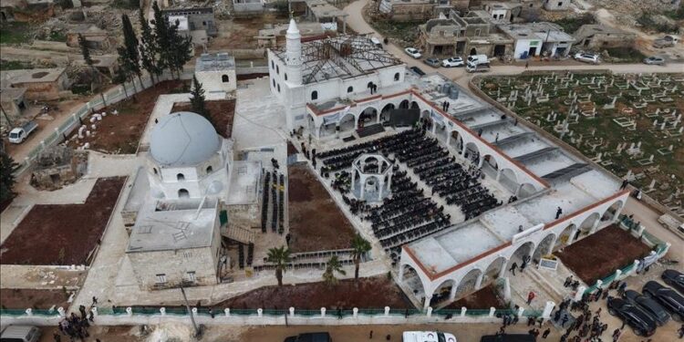 بدعم من تركيا.. افتتاح مجمّع ضريح عمر بن عبد العزيز بريف إدلب