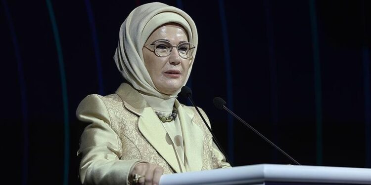 أمينة أردوغان: يمكننا إنهاء الجوع بالعالم لو أنقذنا ربع الغذاء المهدر