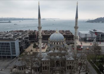 بإطلالة على البوسفور.. مسجد "نصرتية" رمز التحول في العمارة العثمانية