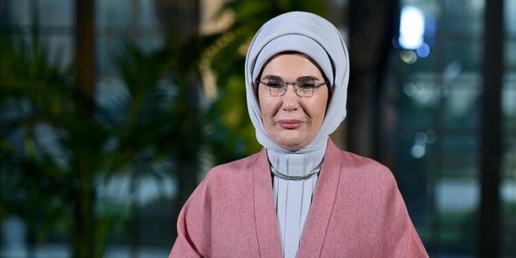 أمينة أردوغان: 2.3 مليار طن من الطعام يهدر سنويا في العالم