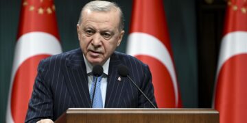 أردوغان يهنئ العالم الإسلامي بليلة القدر