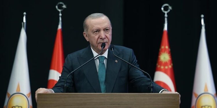 أردوغان: لا يمكن منع حق المسلمين في العبادة داخل "الأقصى"