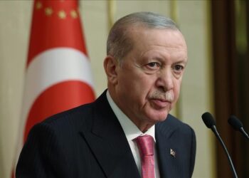 أردوغان: نكثف مساعينا لوقف إطلاق النار والعودة للحوار
