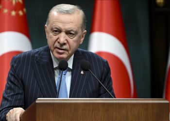 الرئيس أردوغان يهنئ يهود تركيا بعيد الفصح