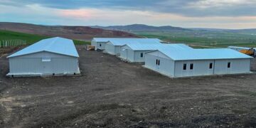 شركة "كارمود" التركية تنشئ مجمّعين متنقلين للعمال في أنقرة