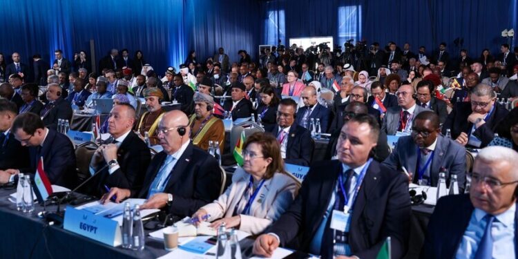 إسطنبول.. "البرلماني الدولي" يناقش ملف الديمقراطية وحقوق الإنسان