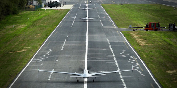 أول مرة.. بايكار التركية تعرض ذخيرتها الجوالة "سيفريسيناك"