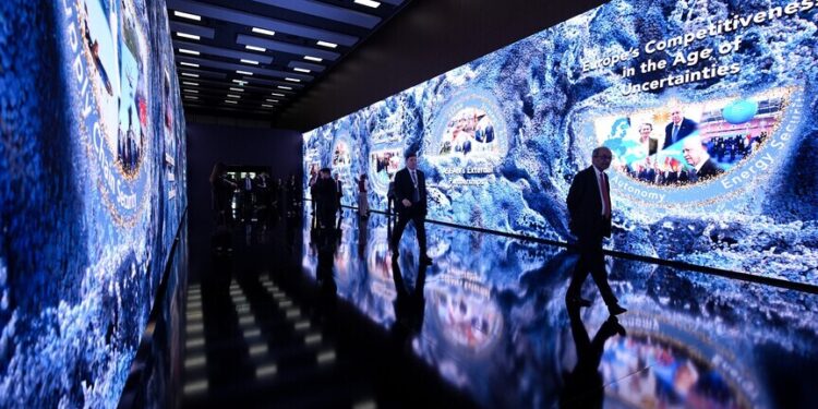 صحيفة دي تسايت الألمانية: منتدى أنطاليا يعكس تحولا بموازين القوى العالمية