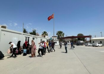 تركيا.. عدد السوريين الخاضعين للحماية المؤقتة ينخفض إلى مليونين و296 ألفا