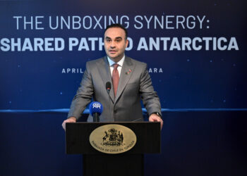 تركيا تستكمل استعداداتها لبناء قاعدة علمية في القطب الجنوبي