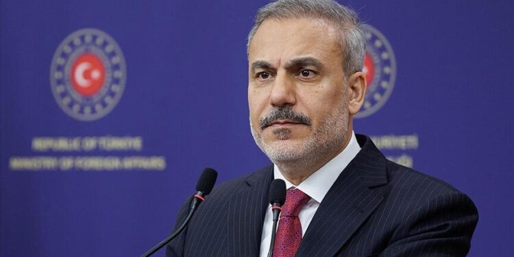 فيدان ونظيره الكويتي يبحثان تطورات المنطقة والهدنة بين واشنطن وطهران