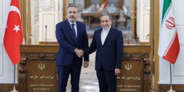 فيدان يعرب عن ترحيب أنقرة بالهدنة بين طهران وواشنطن