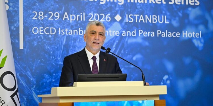 وزير التجارة التركي: مستعدون للعب دور فعال في دعم سلاسل إمداد المعادن الحرجة