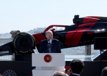 أردوغان: حلبة إسطنبول بارك ستستضيف سباقات مبهرة للفورمولا 1