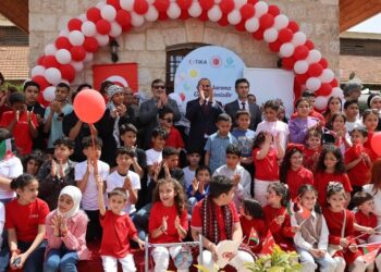 عمّان.. "يونس إمرة" يحتفل بعيد "الطفولة والسيادة الوطنية" التركي