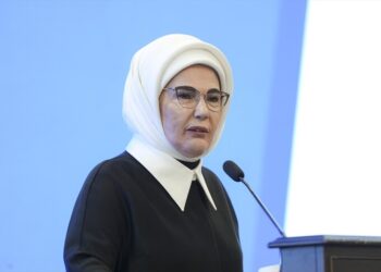 أمينة أردوغان: جعل العالم الرقمي أكثر أمانا للأطفال مسؤولية مشتركة