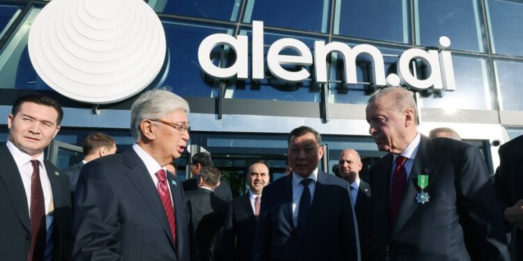 أردوغان: الأسرة أساس المجتمع ولها مكانة مقدسة