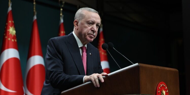 أردوغان: أدعو المجتمع الدولي للتحرك ضد ممارسات إسرائيل الخارجة عن القانون