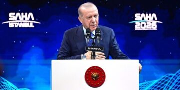 أردوغان: نجم تركيا يسطع عالميا في صناعات الدفاع والفضاء