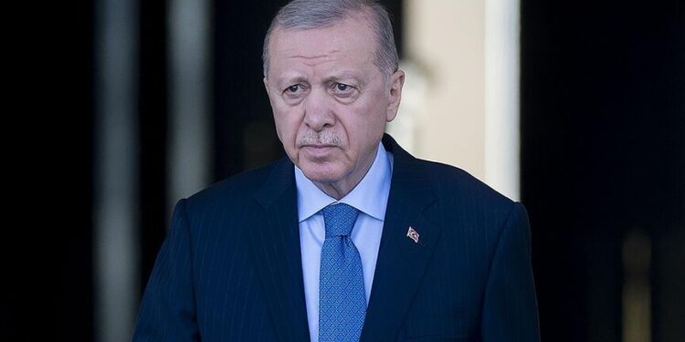 أردوغان يصل إسطنبول عقب اختتام زيارته إلى كازاخستان