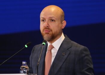 بلال أردوغان: لا أمة غير المسلمين تسعى لوقف الانحلال بالعالم