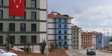 تركيا.. لا أحياء محظورة على السكن بعد الآن